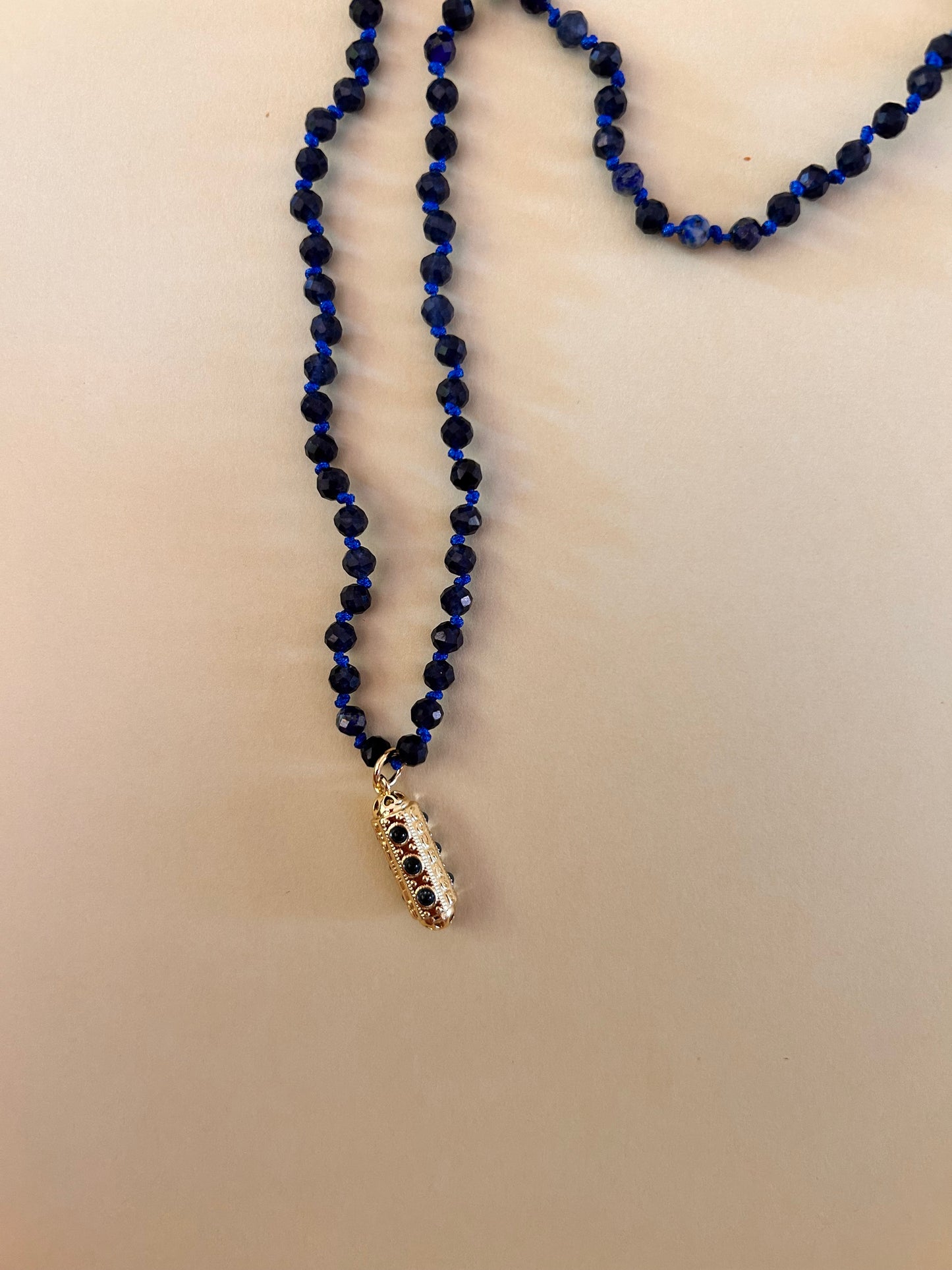 A22 Mantra Indigo